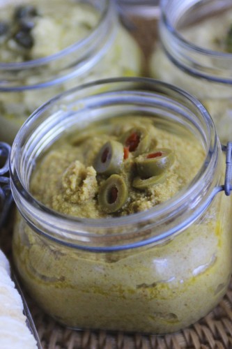 Green Olive and Chilli Dip