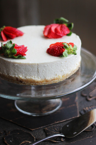 A cheesecake with no cheese