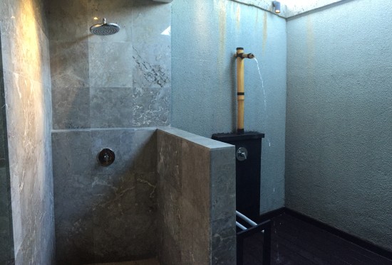 Rainwater shower and bamboo shower 