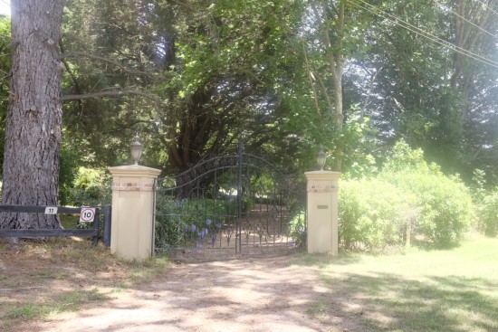 Entrance gates 